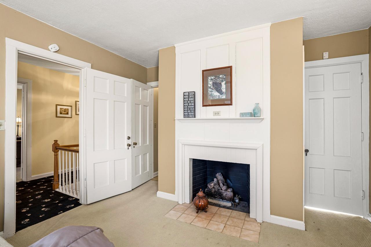 3441 South Shore DRIVE