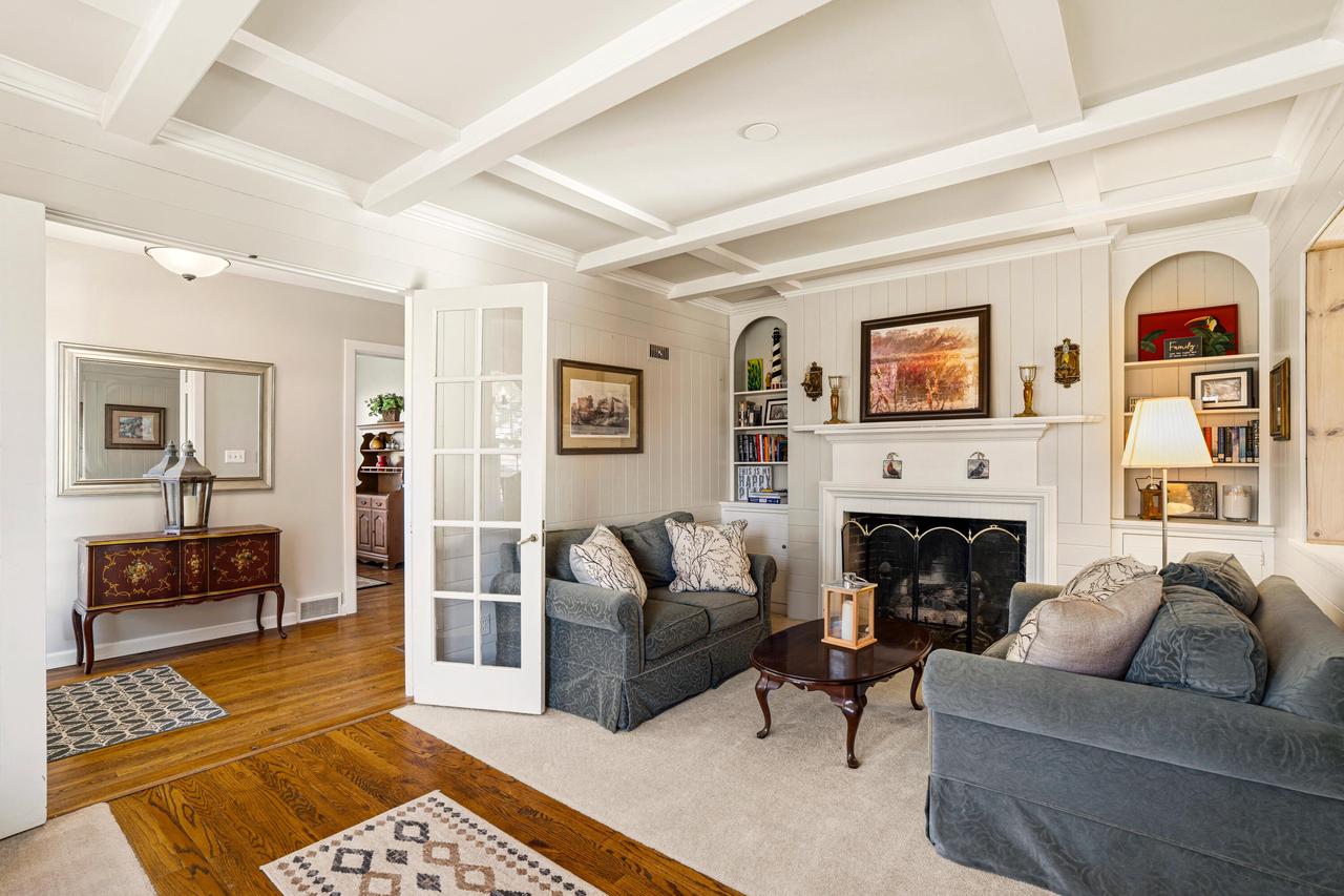 3441 South Shore DRIVE