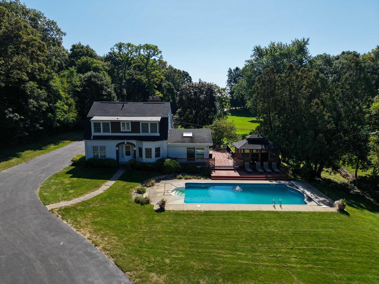 3441 South Shore DRIVE