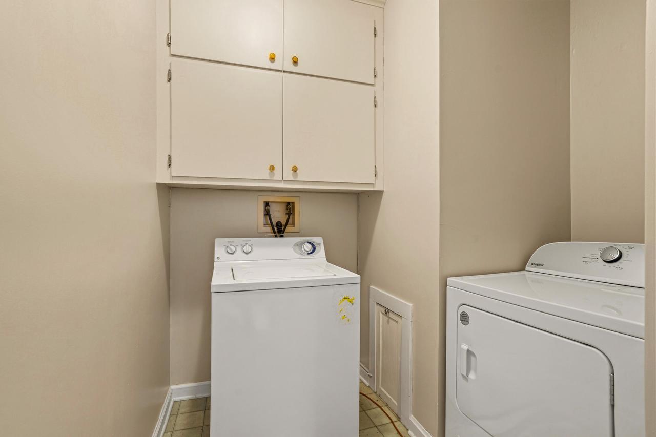 3441 South Shore DRIVE