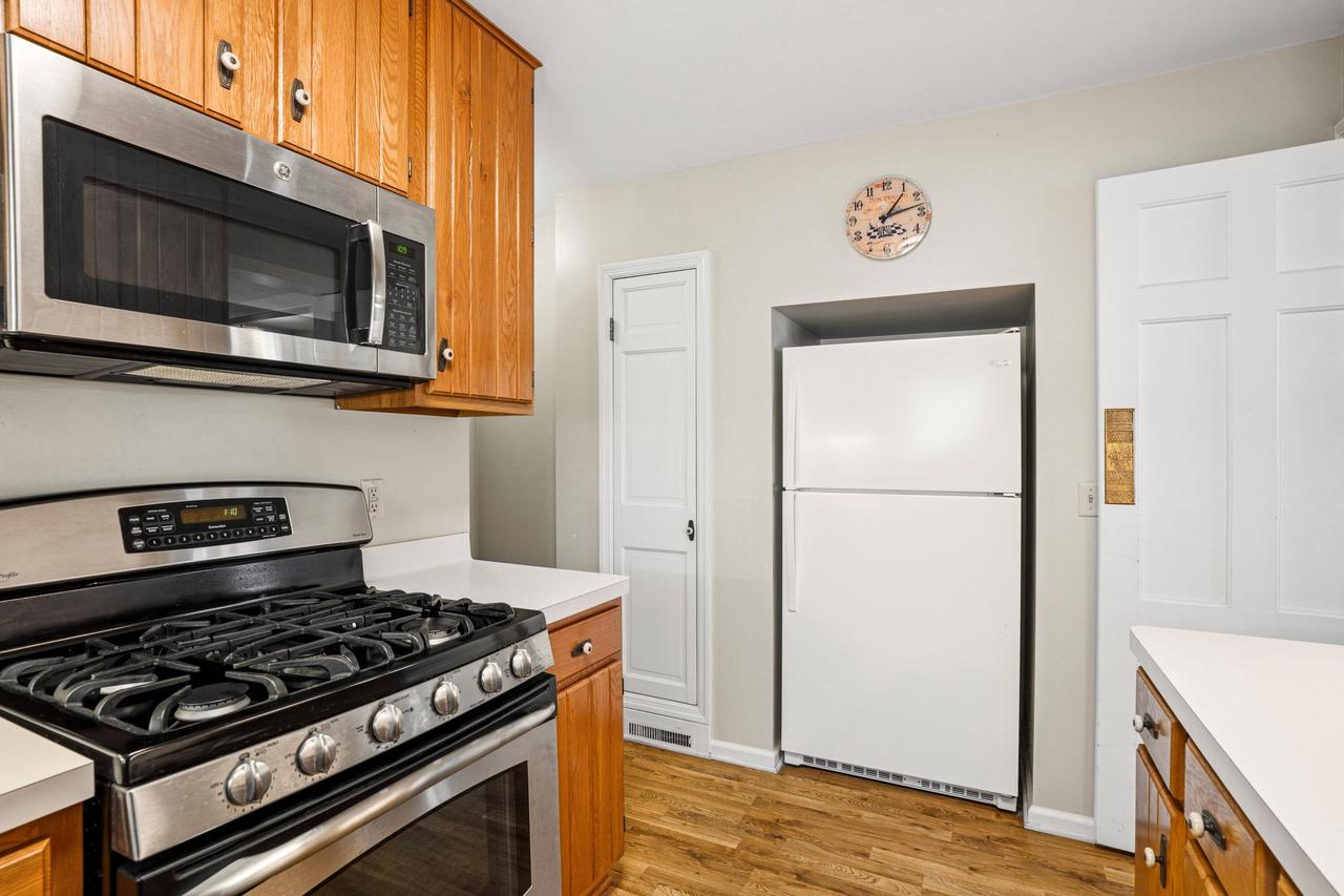 3441 South Shore DRIVE