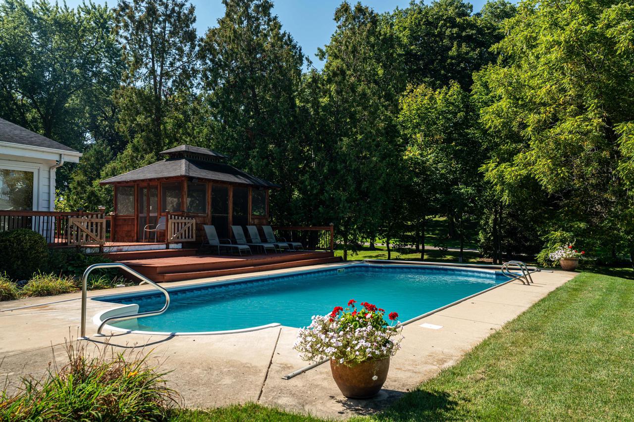 3441 South Shore DRIVE