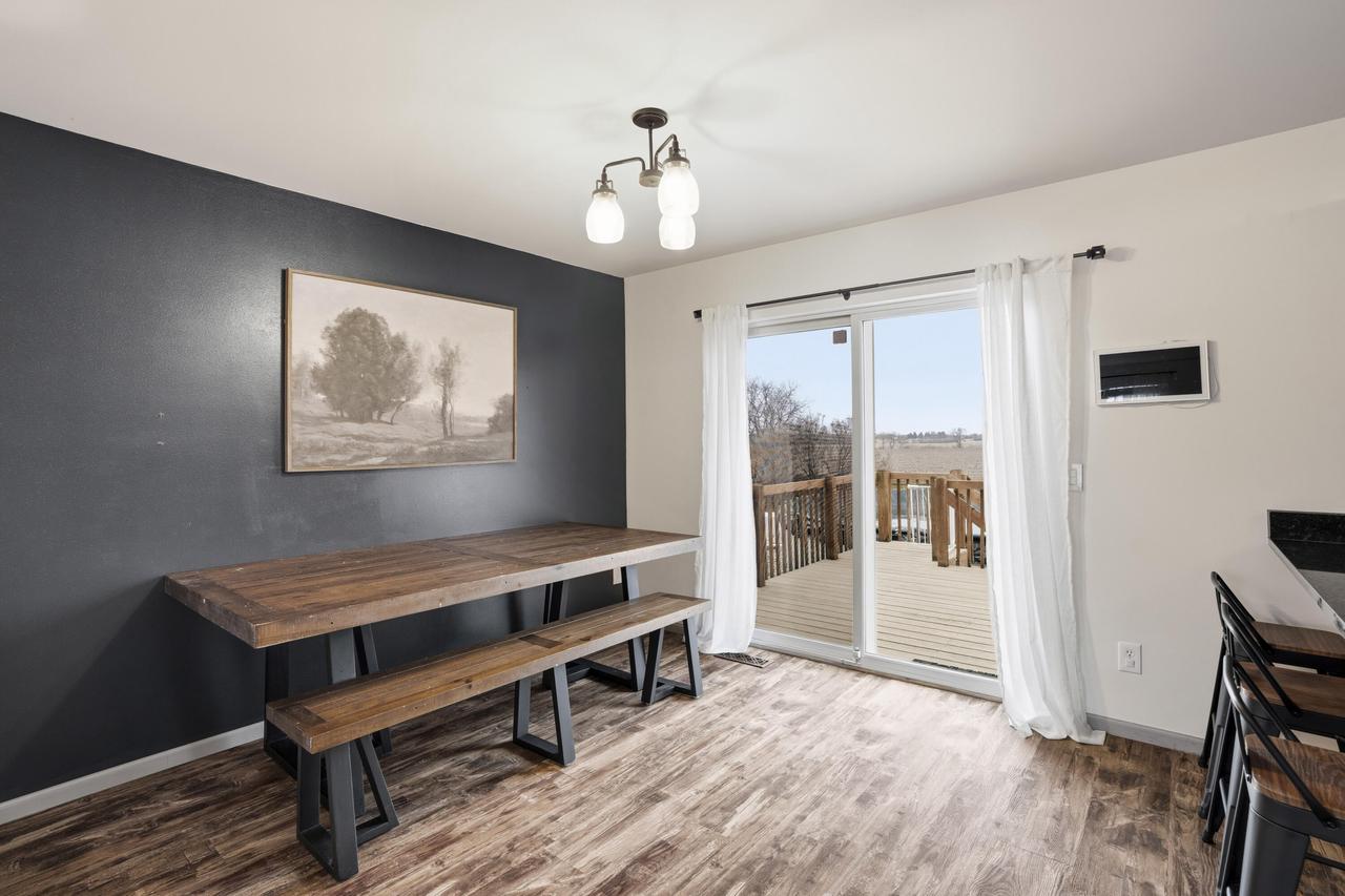 305 Skyland WAY