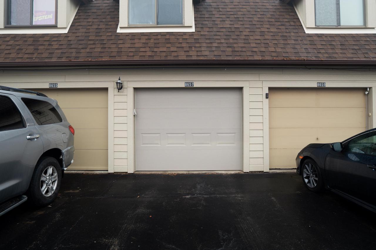 8657 North 72nd STREET