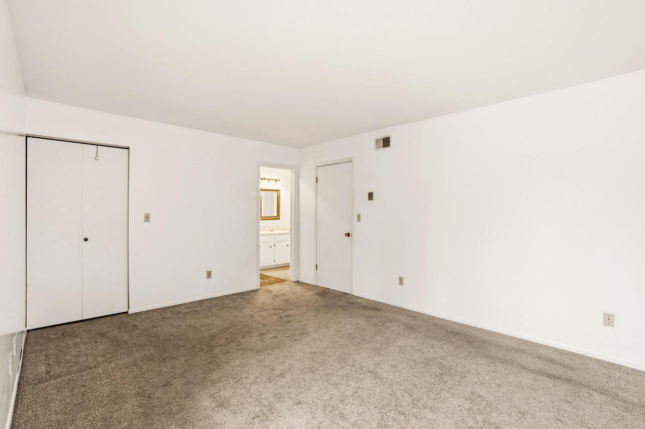 8657 North 72nd STREET