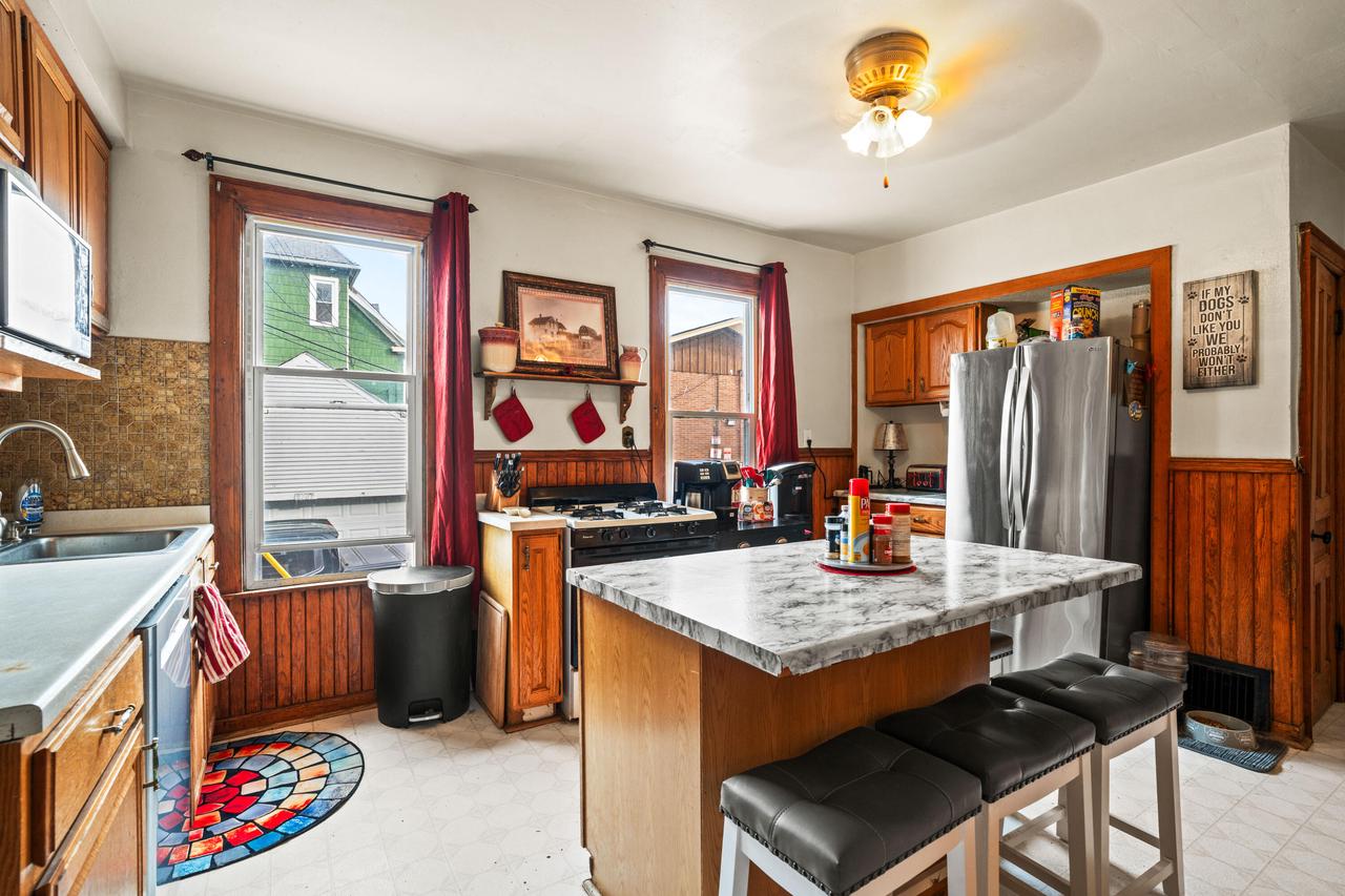 1712 East Park PLACE 1714