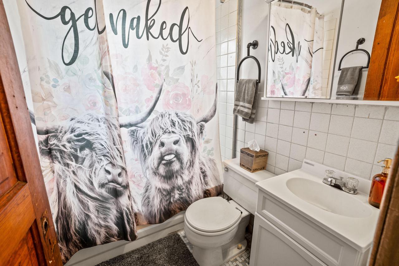 1712 East Park PLACE 1714