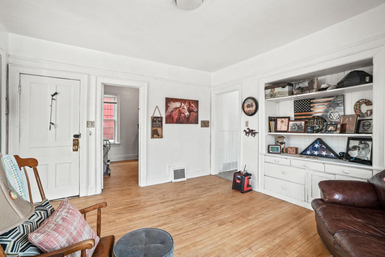 1712 East Park PLACE 1714