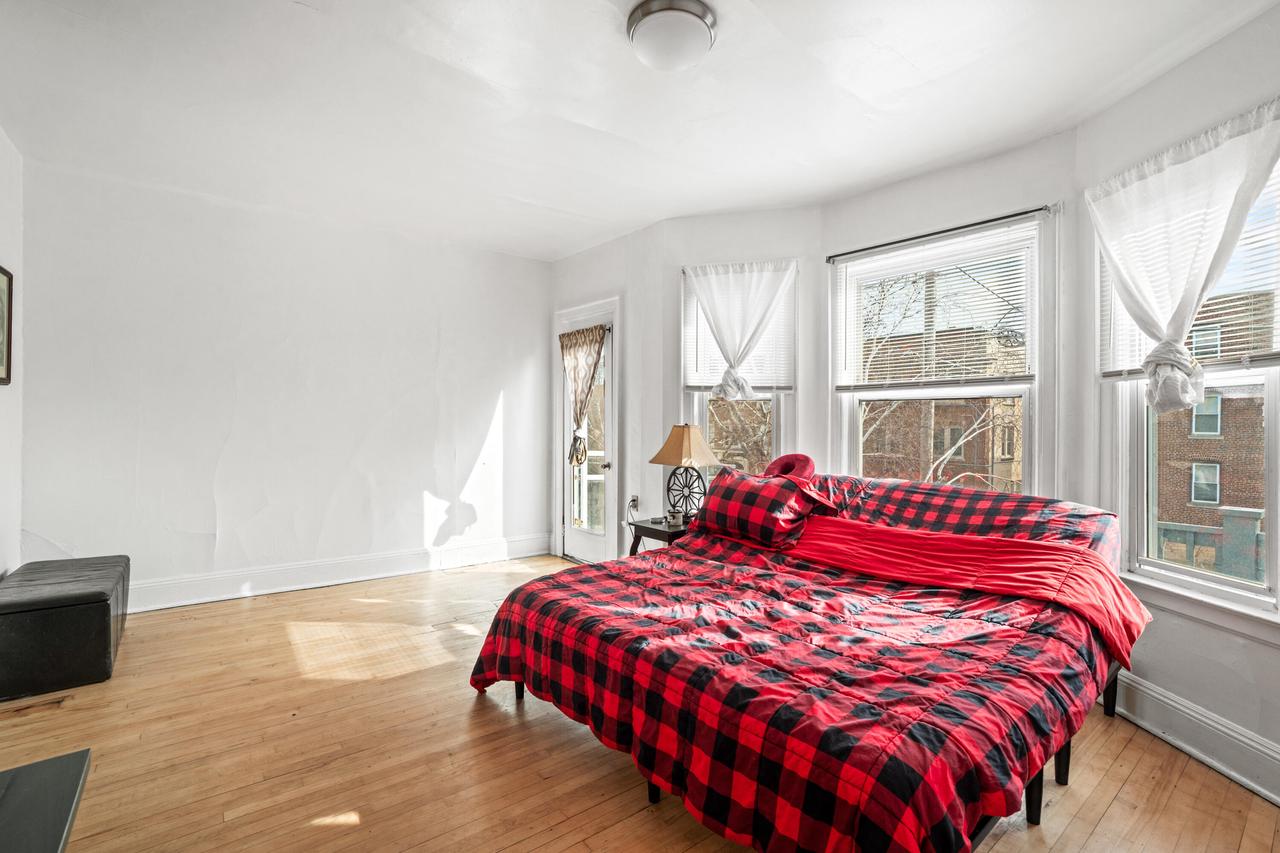 1712 East Park PLACE 1714