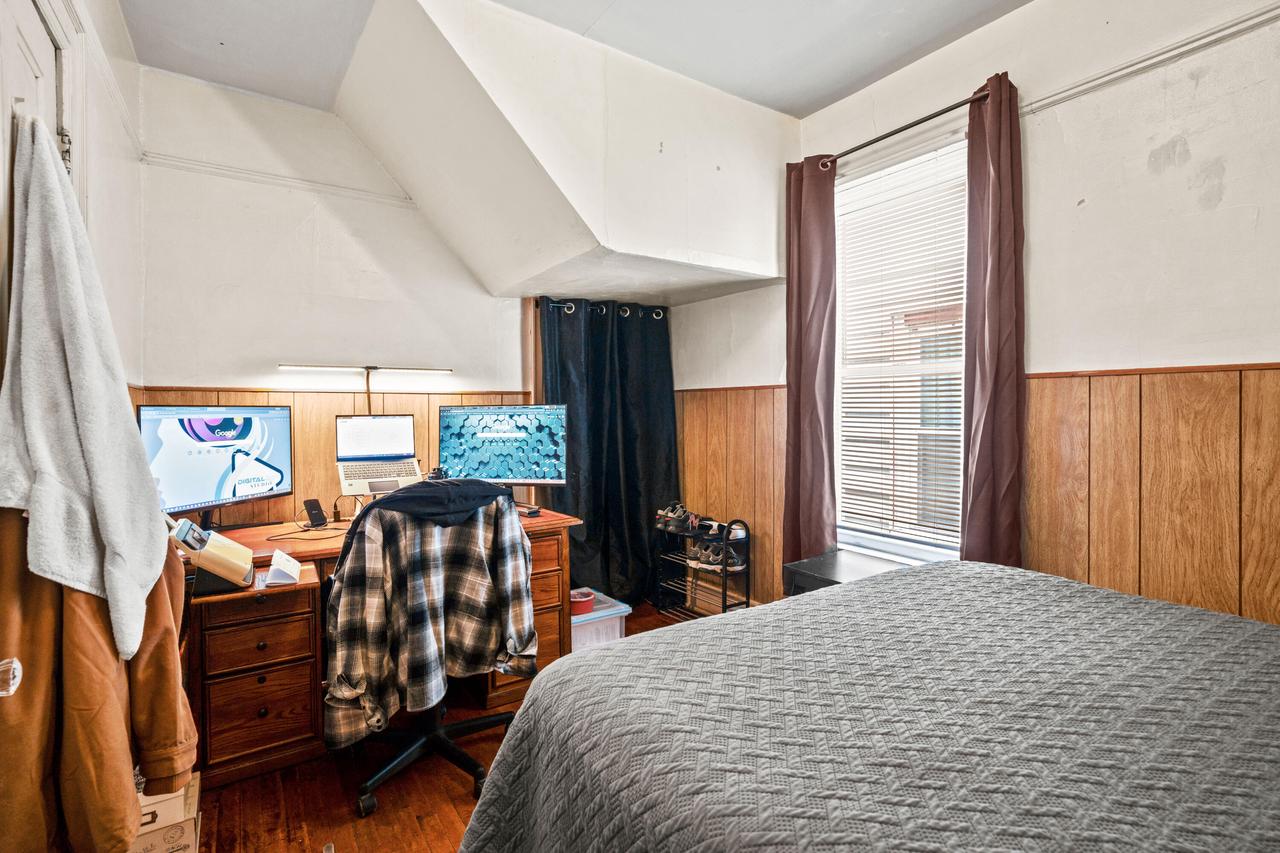 1712 East Park PLACE 1714