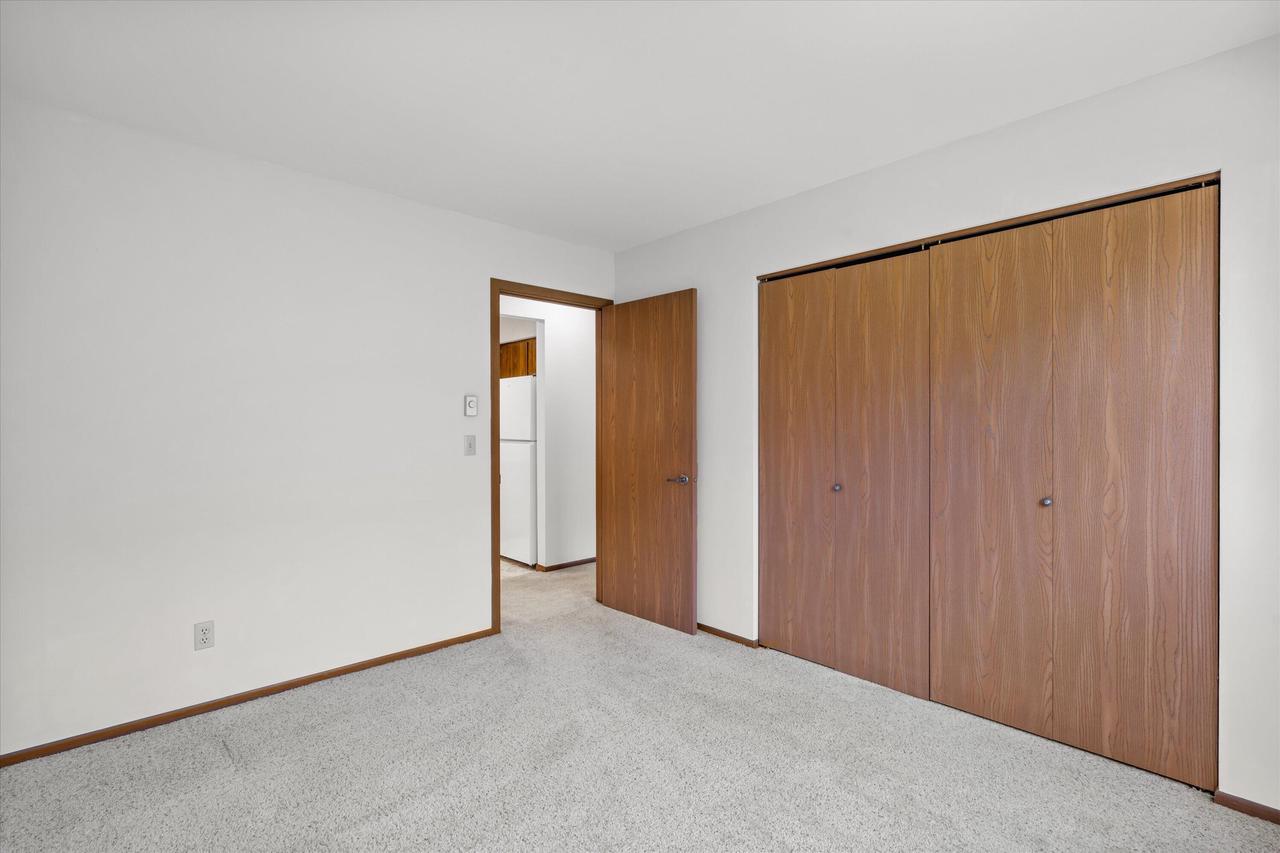 1135 Marcia AVENUE 105