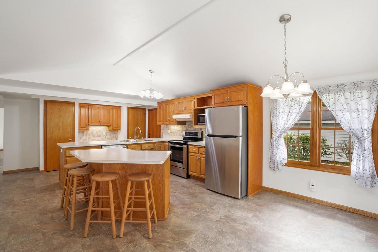 1711 W Mill ROAD