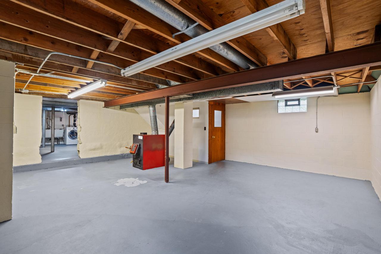 1711 W Mill ROAD