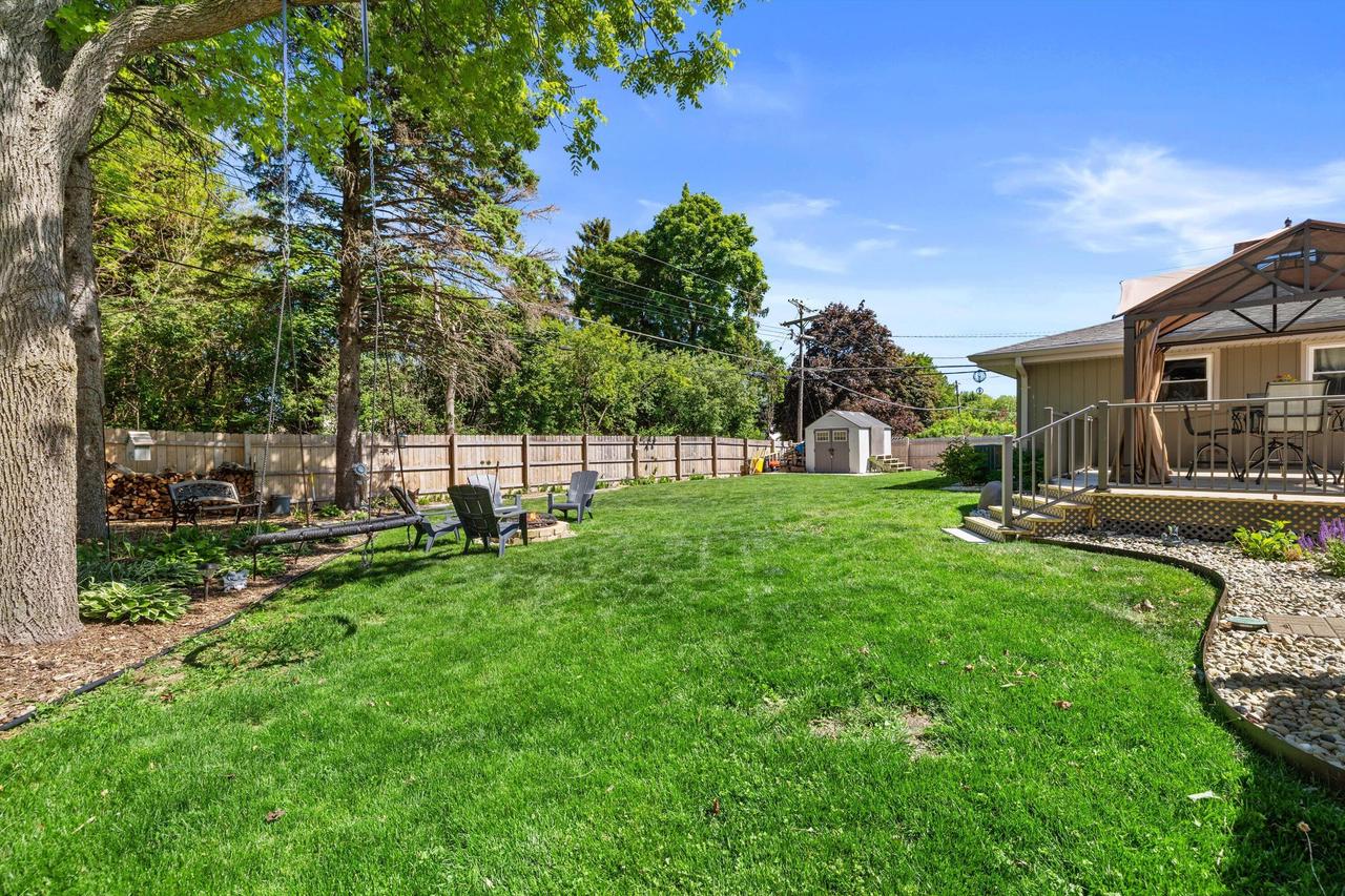 3521 Ascot DRIVE