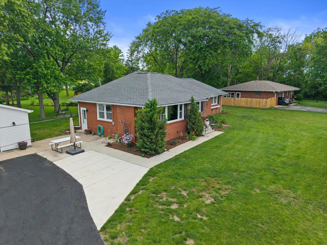 3820 Meachem ROAD