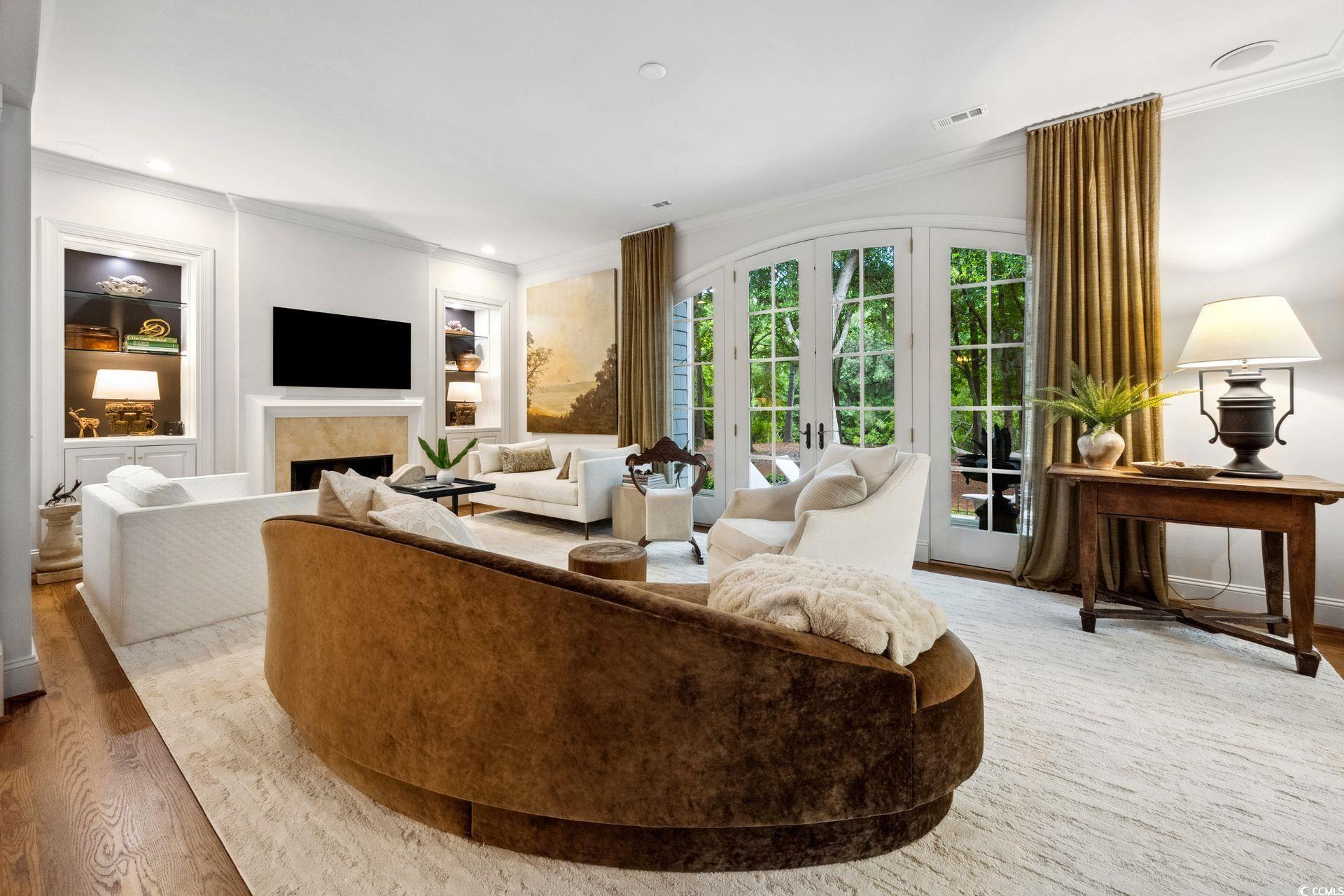 138 Colony Club Dr. Unit: 1-B