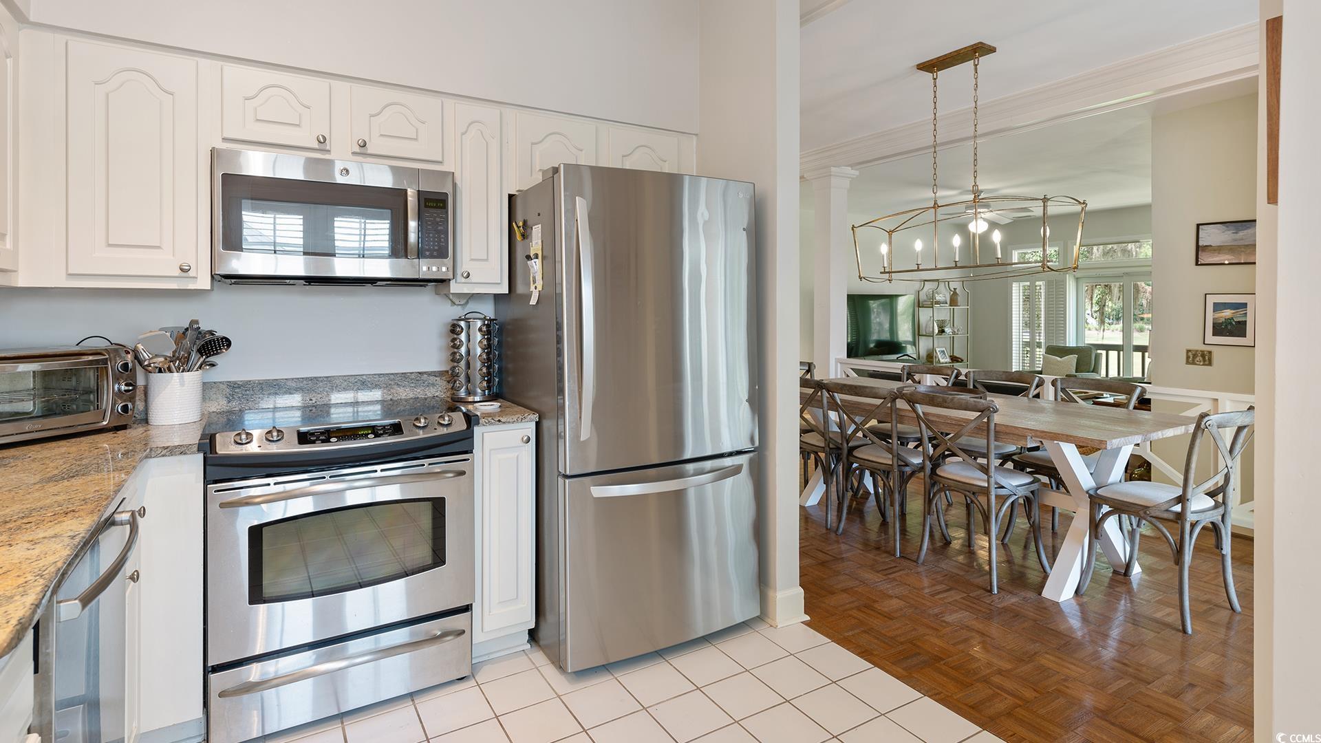 214 Collins Meadow Dr. Unit: 04