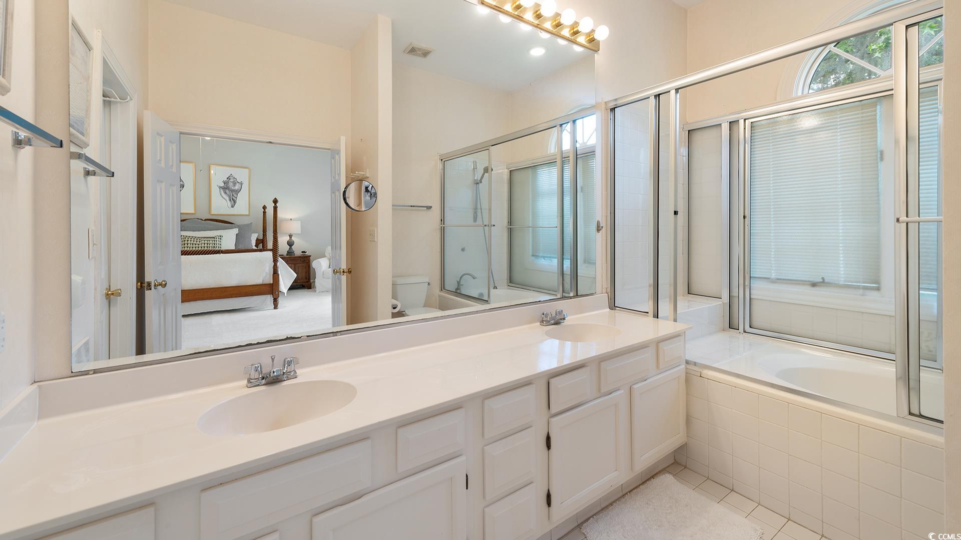214 Collins Meadow Dr. Unit: 04