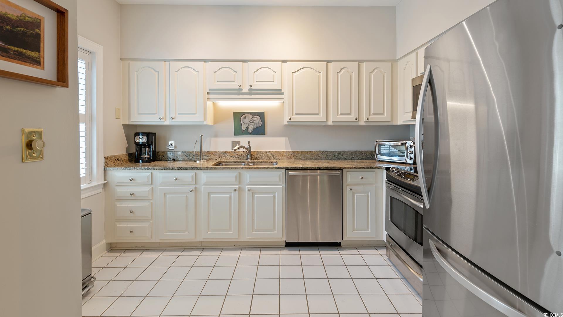 214 Collins Meadow Dr. Unit: 04