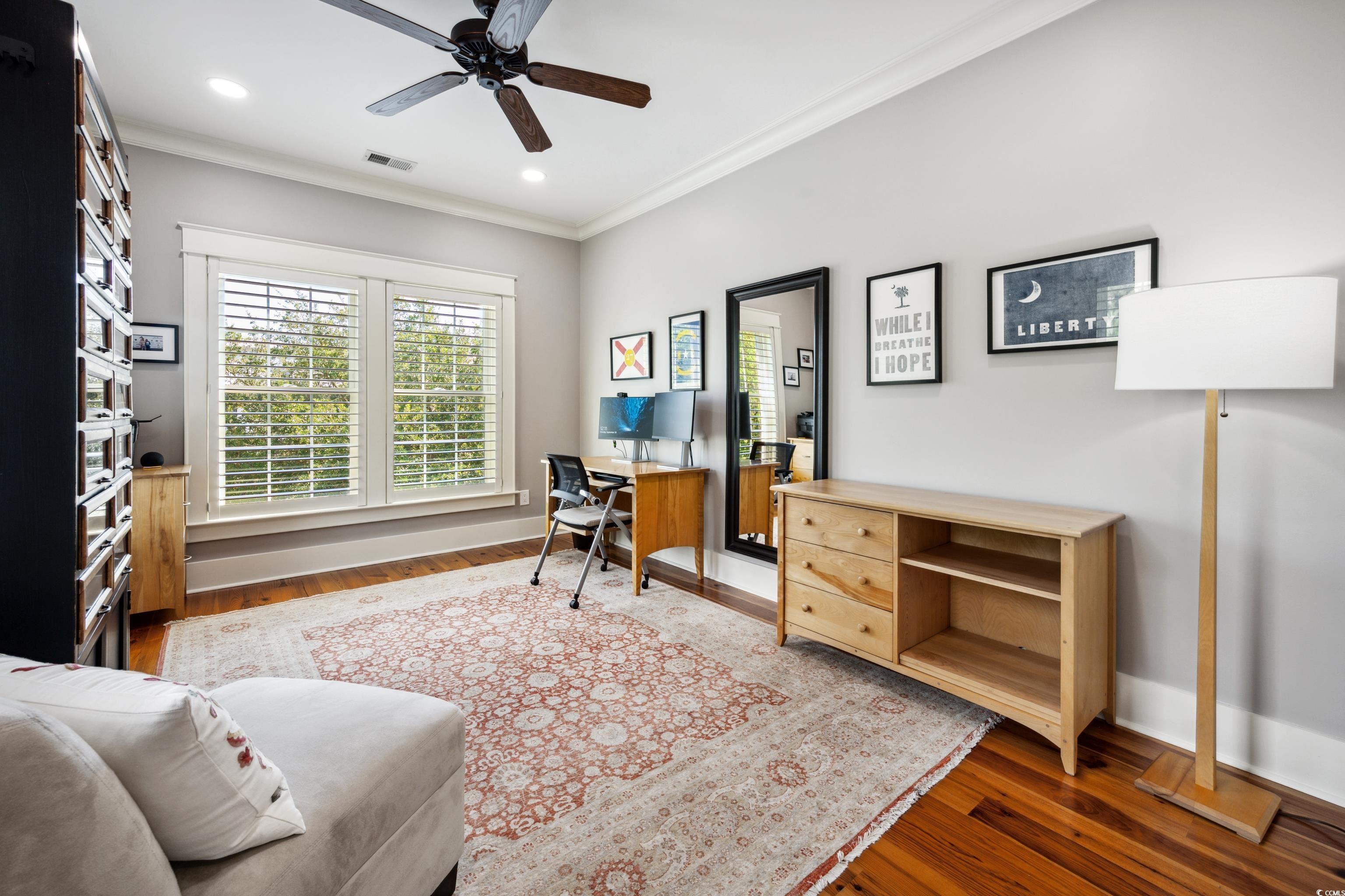 203 Whiting Ln.
