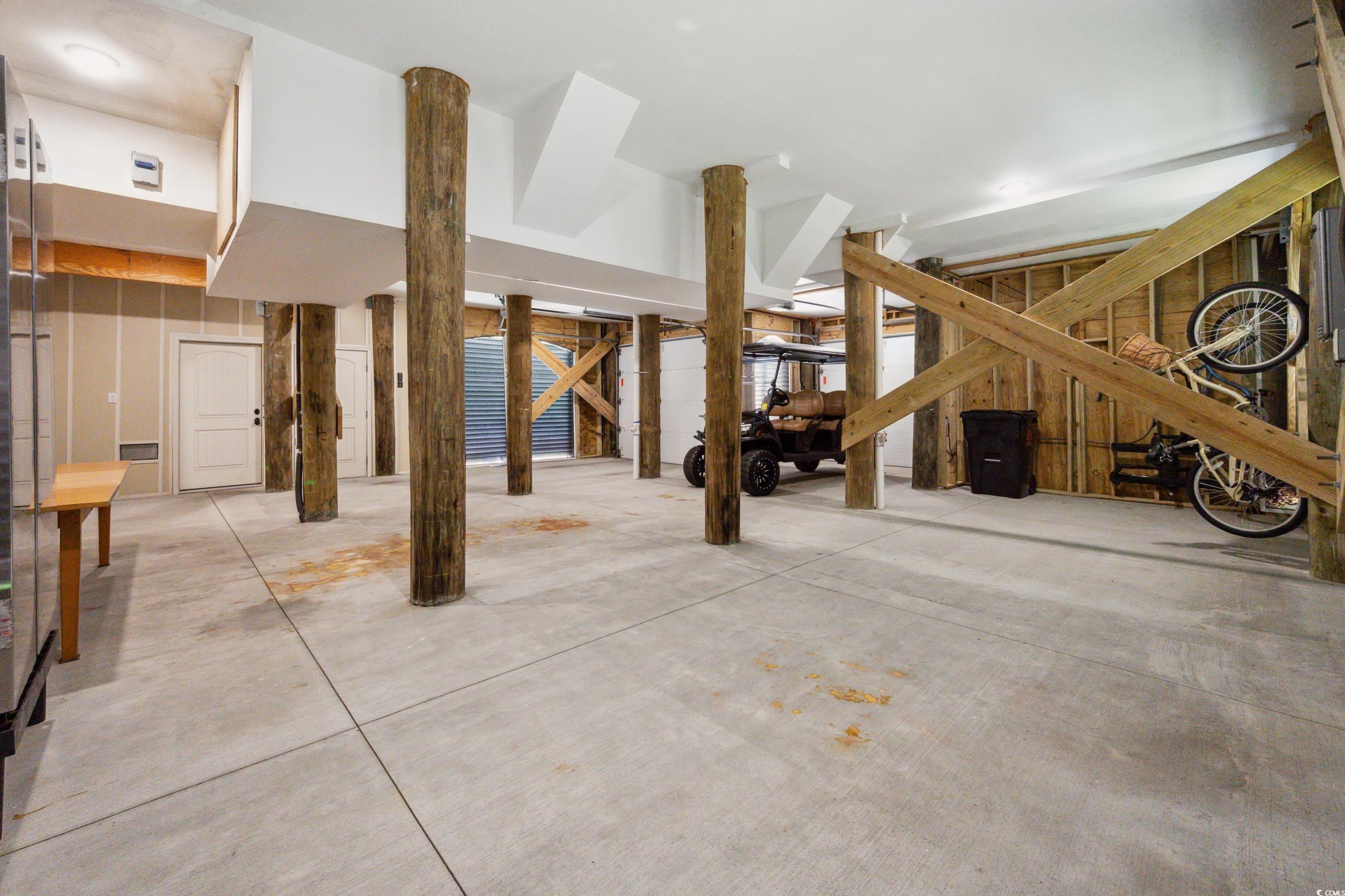 203 Whiting Ln.