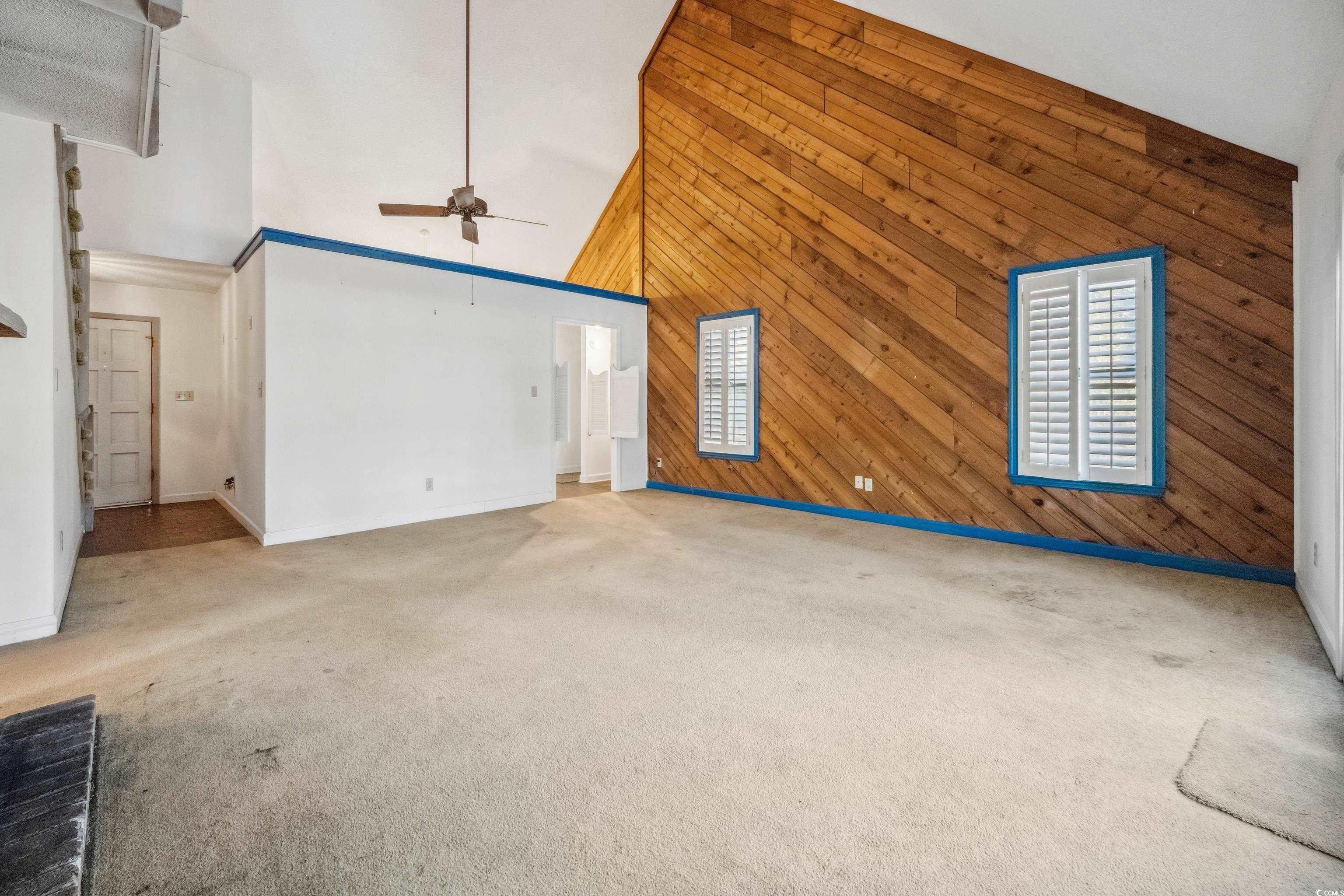 560 Aspen Loop
