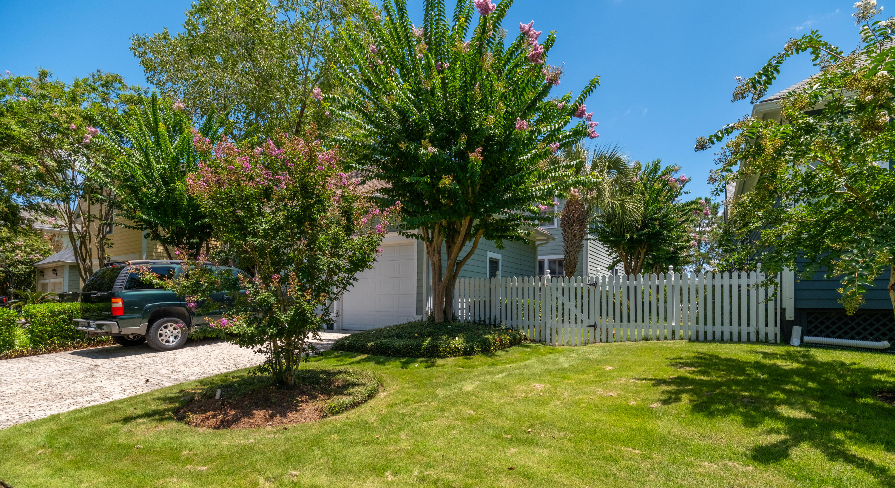 1142 Barfield Street