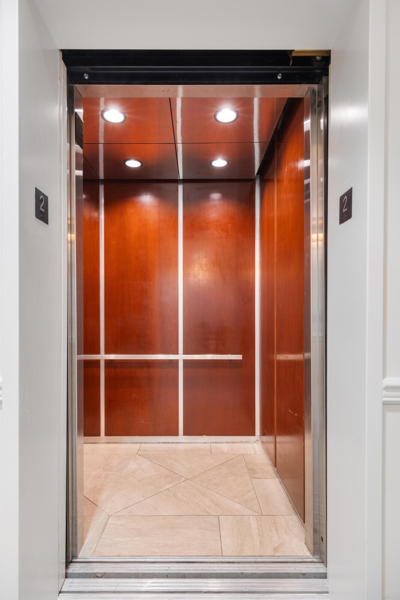 2 Wharfside Street # C Unit: 2-C