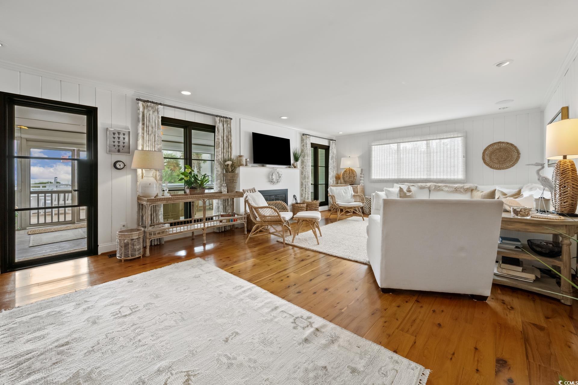 109 Pioneer Loop