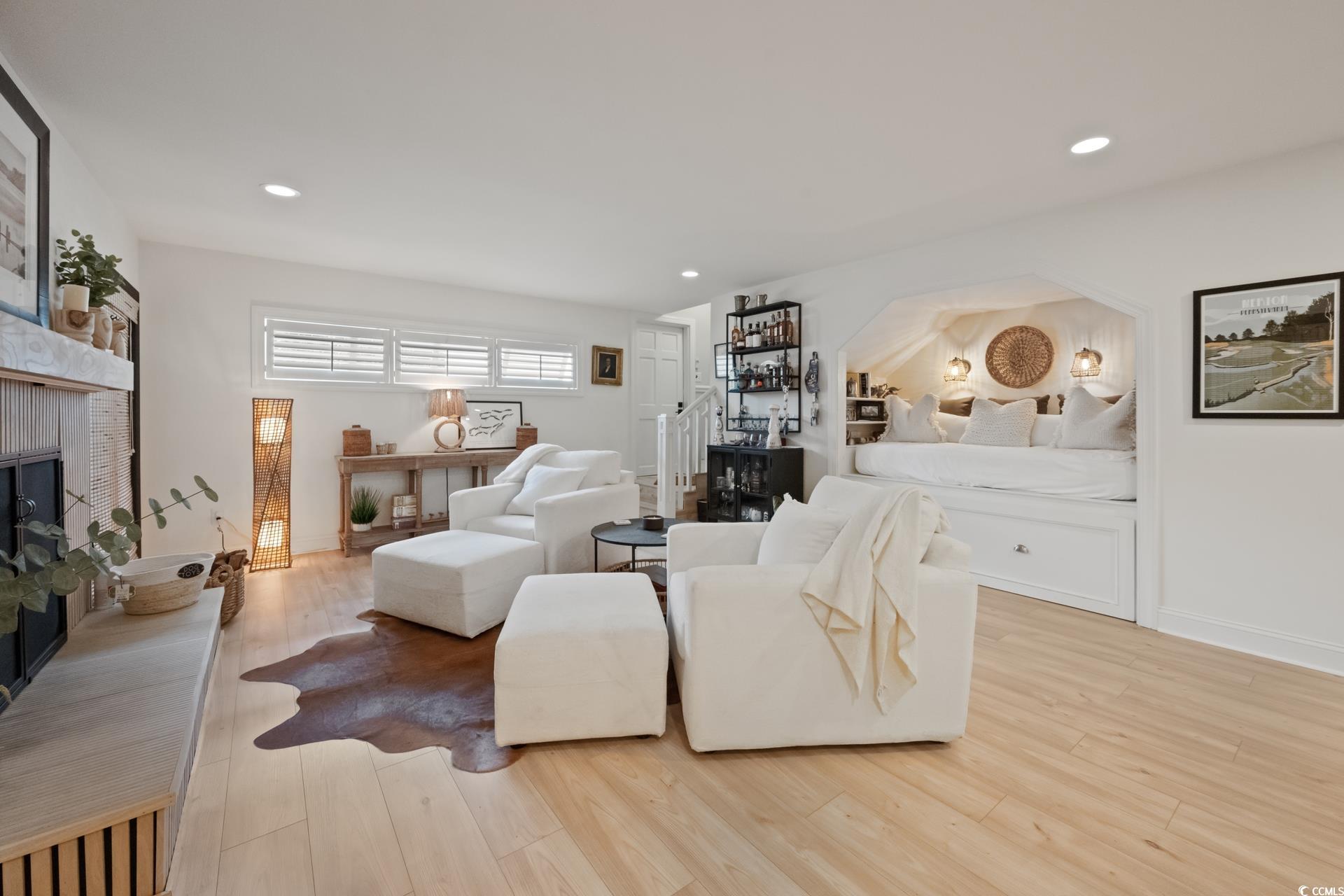 109 Pioneer Loop