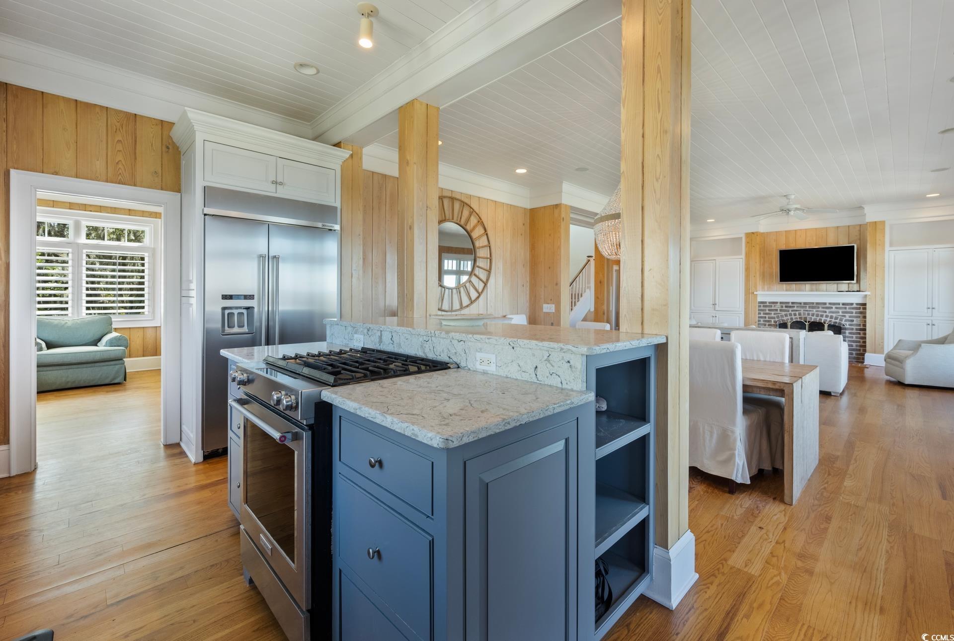 694 Dune Oaks Dr.