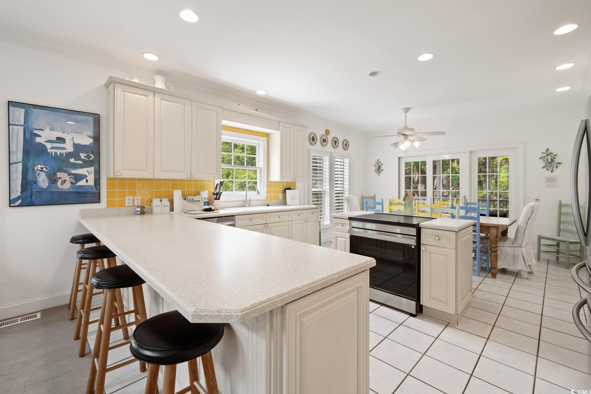 214 Sea Island Dr.