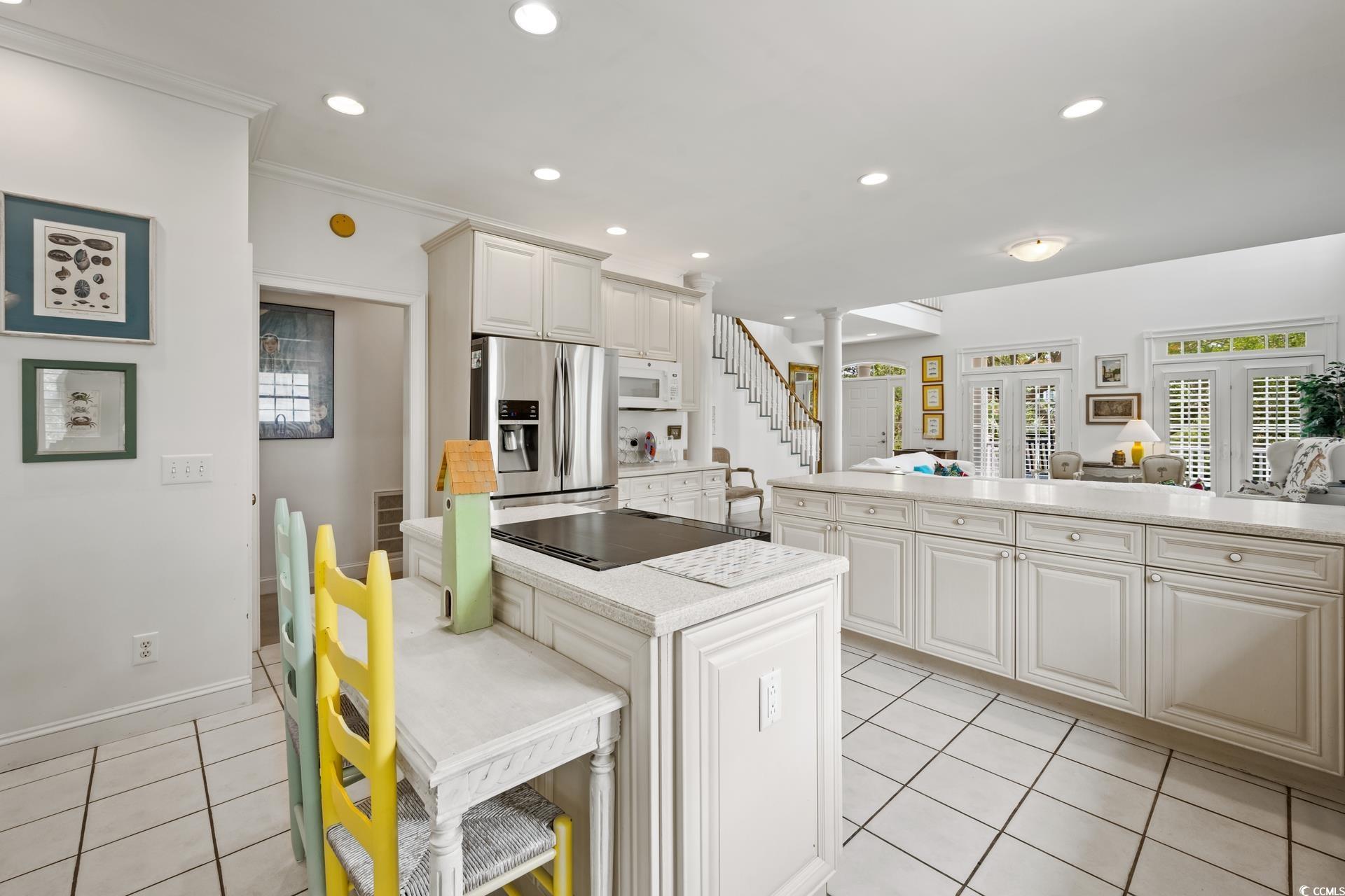 214 Sea Island Dr.