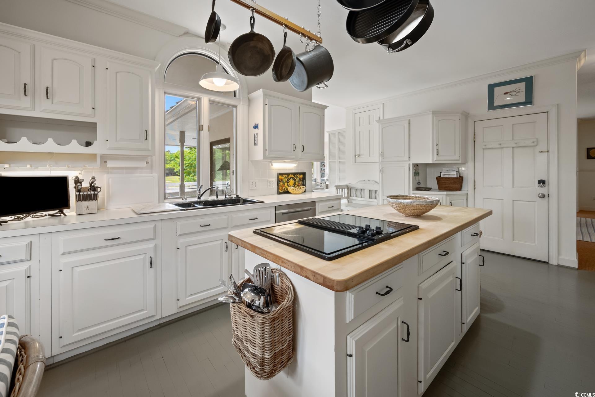 95 Sanderling Ave.