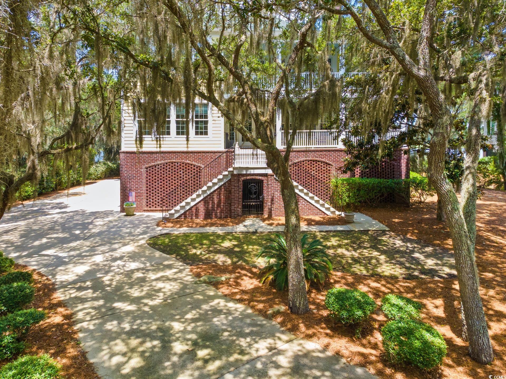 3085 Luvan Blvd.