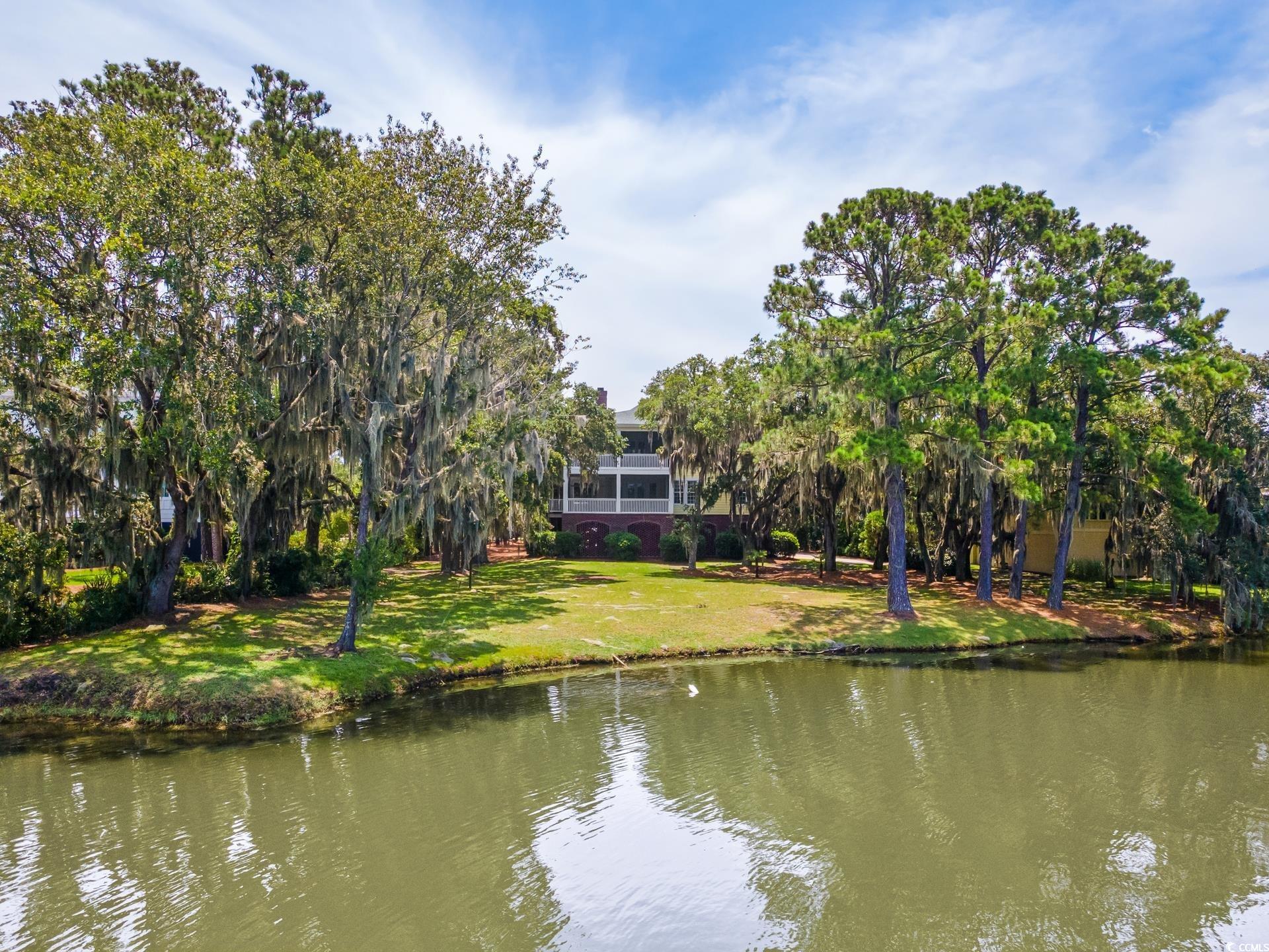 3085 Luvan Blvd.