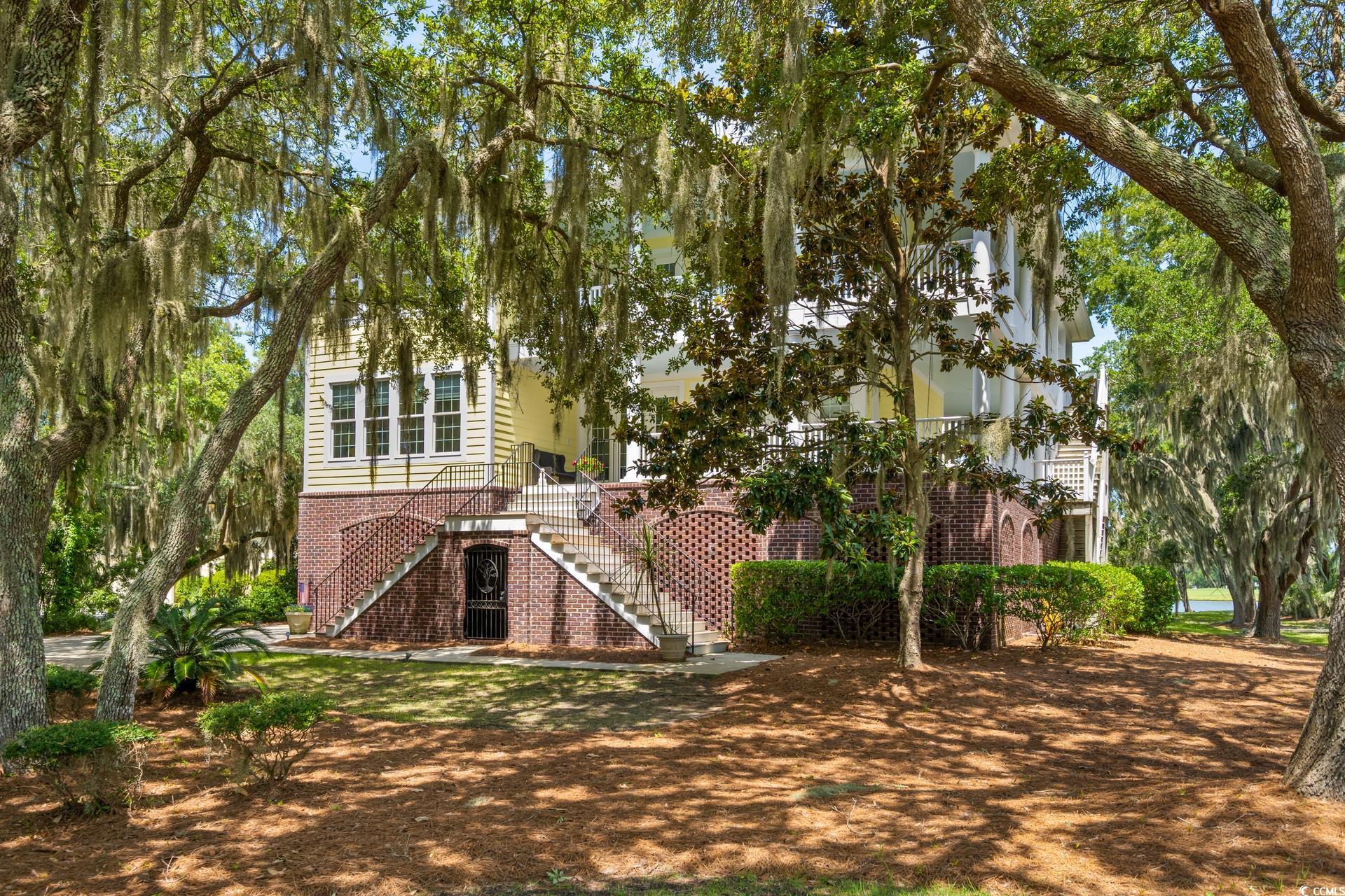 3085 Luvan Blvd.