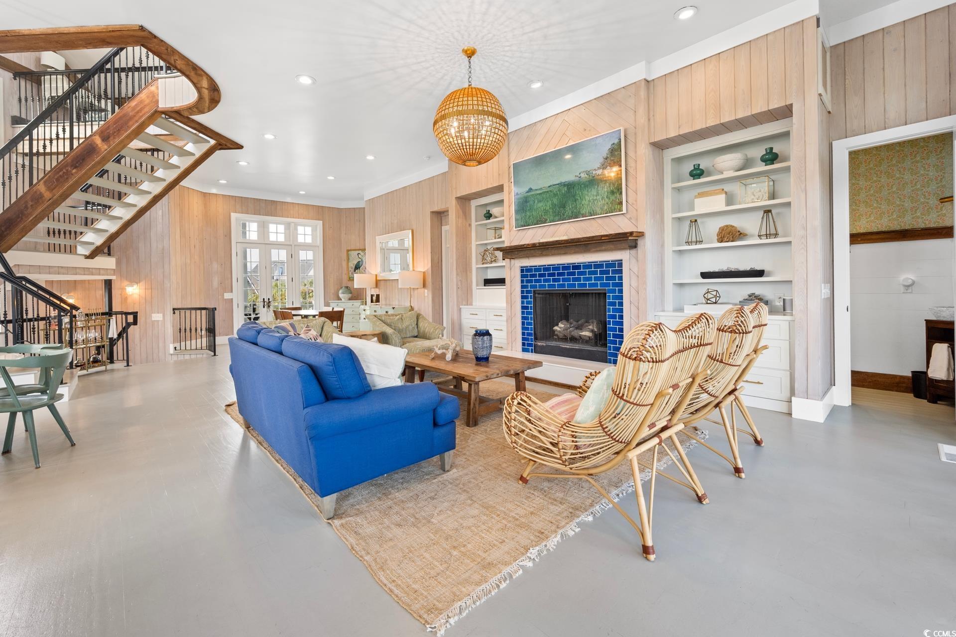 78 Ocean Park Loop