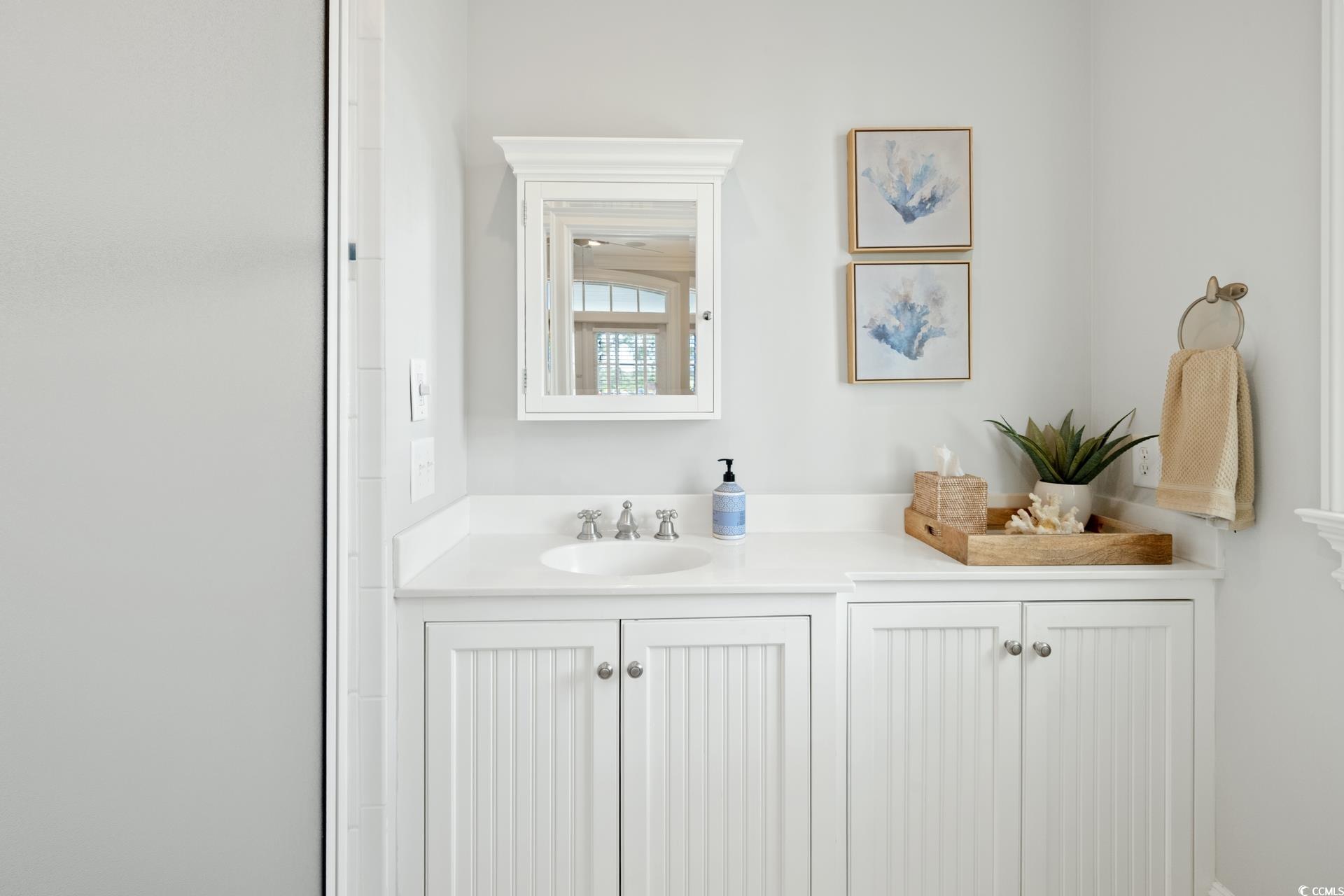 718 Collins Meadow Dr.