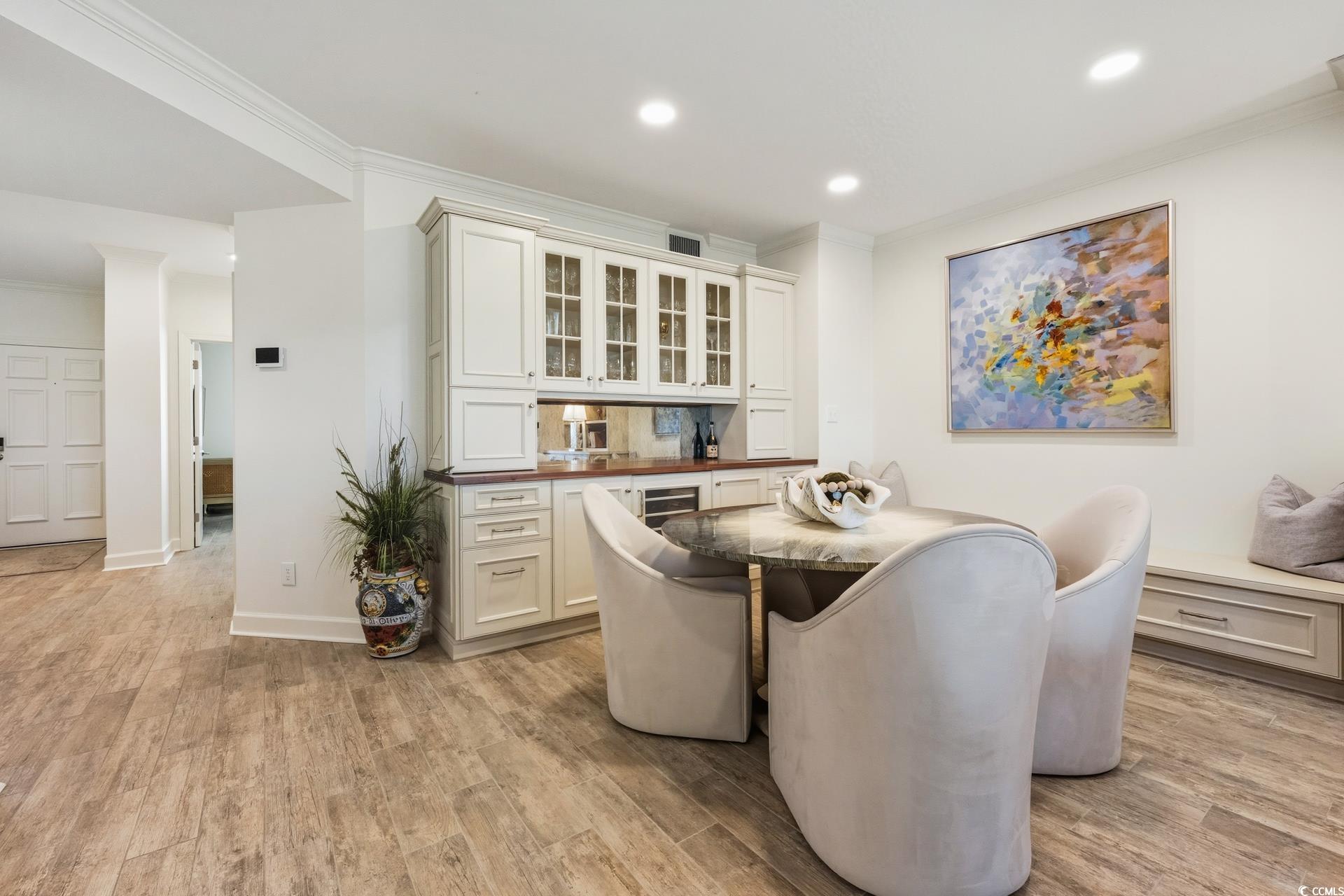 102 Summer Haven Ct. Unit: North Bea