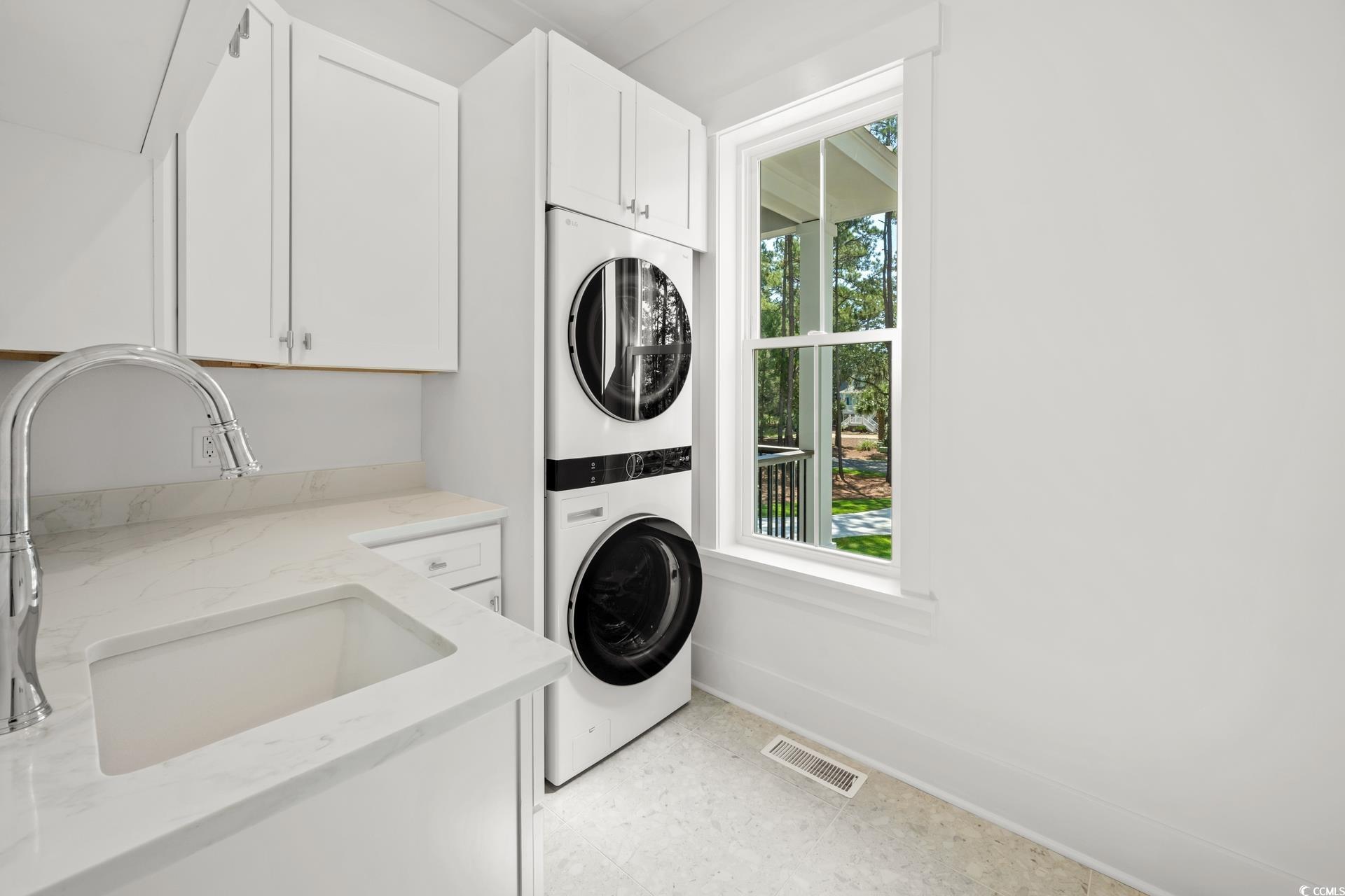 575 Collins Meadow Dr.