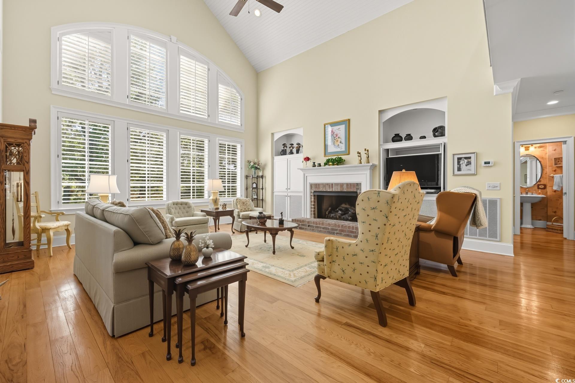 232 Lantana Circle
