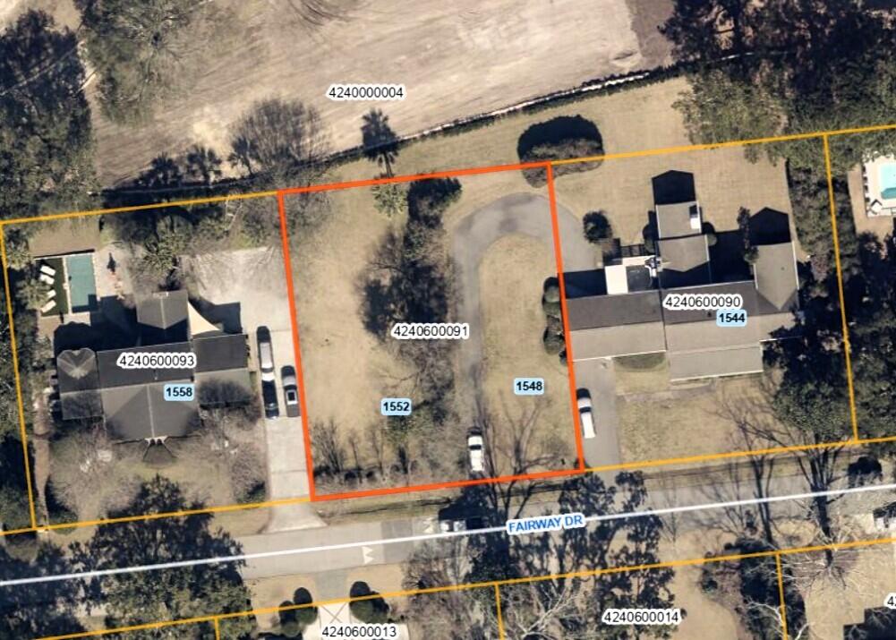 1552 Fairway Drive