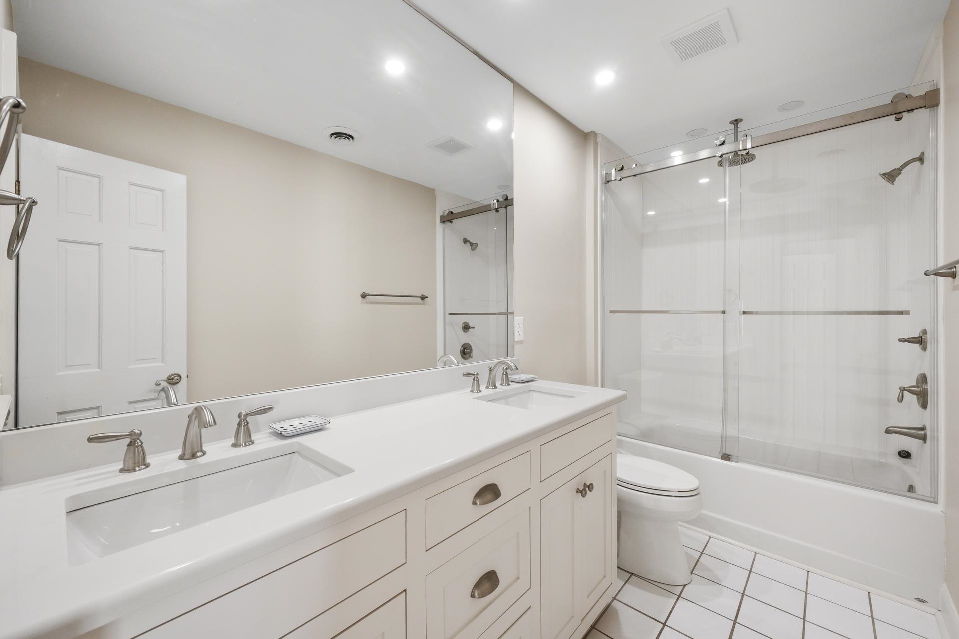 324 Sea Oats Circle