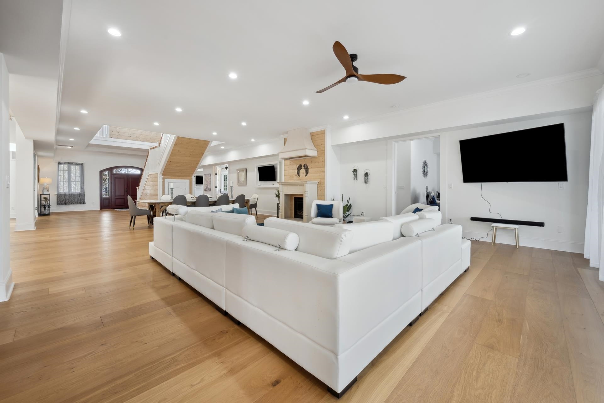 139 Pioneer Loop