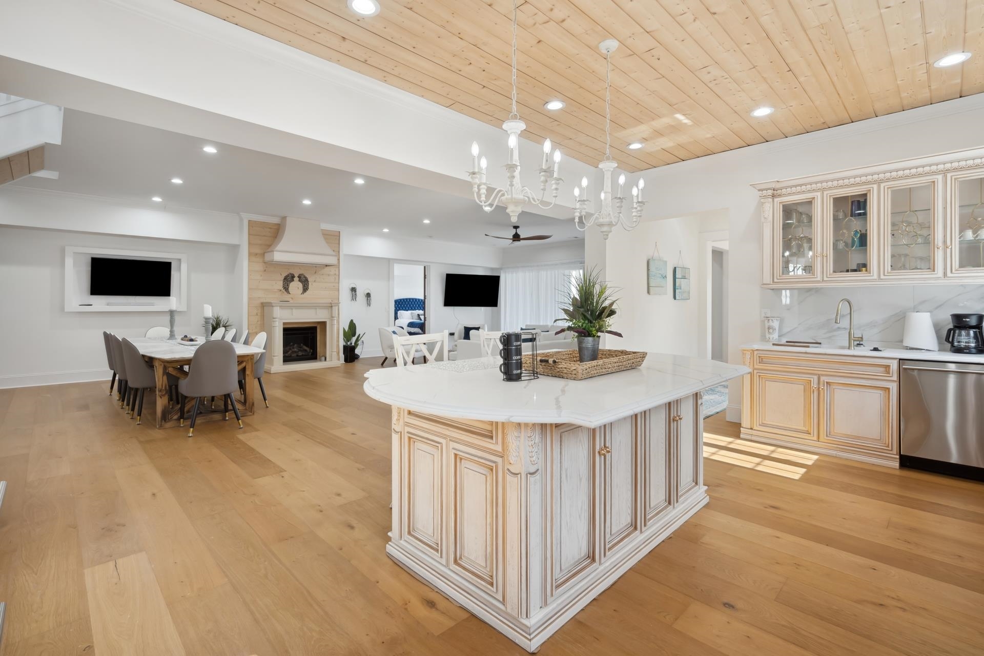 139 Pioneer Loop