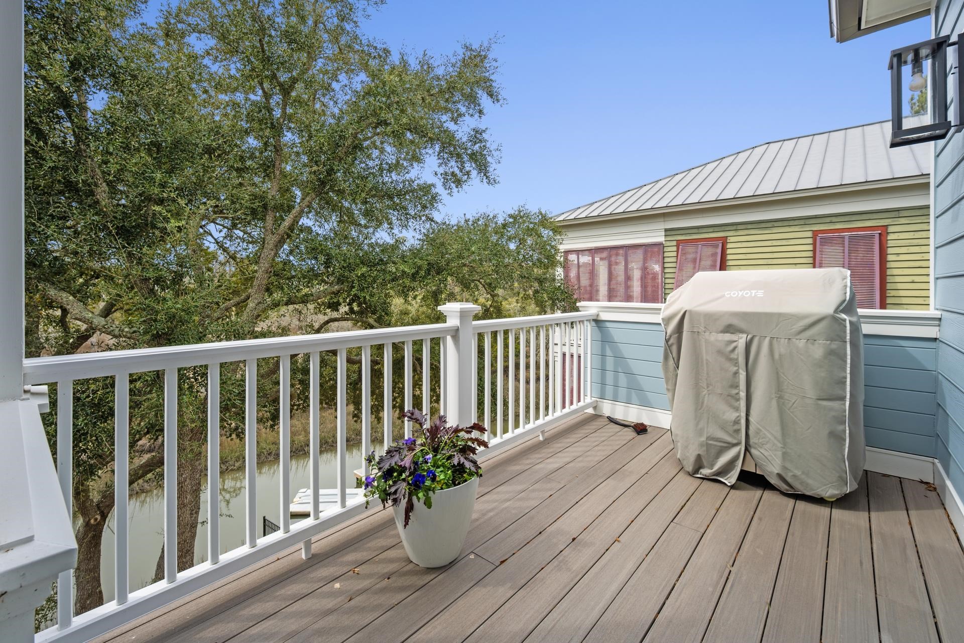 59 Nautica Way