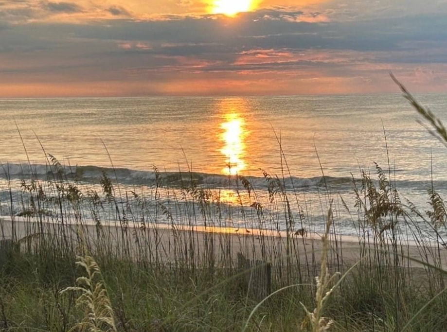 1059 DeBordieu Blvd. Unit: 5