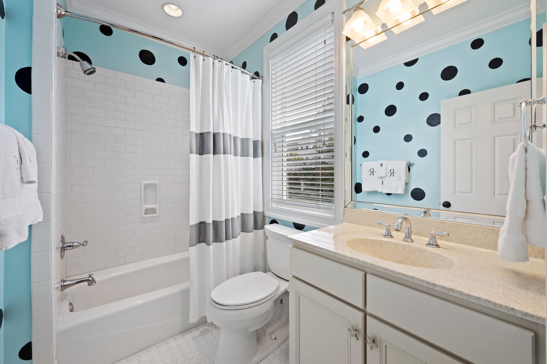 13 Ocean Park Loop