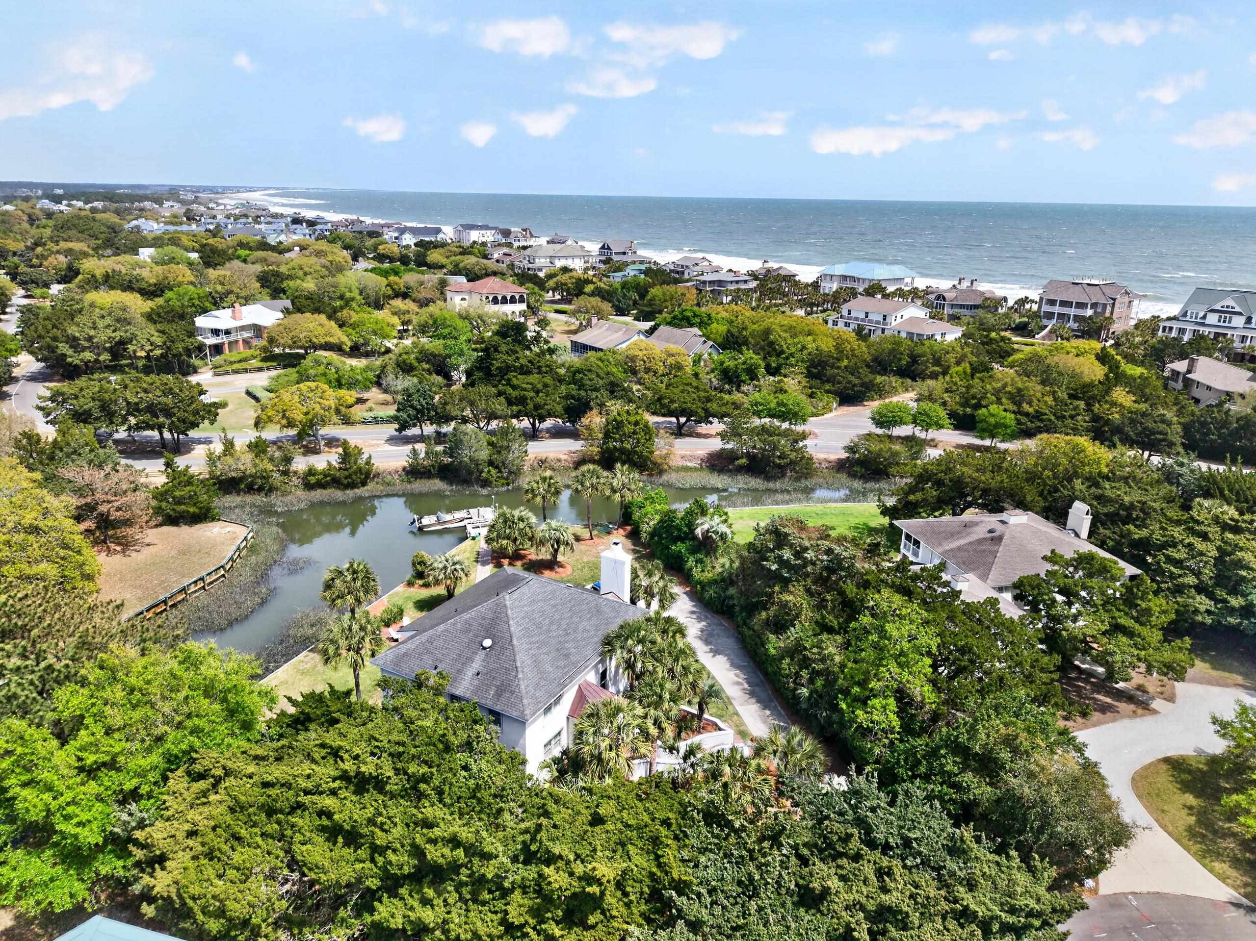 60 Seawind Ct.